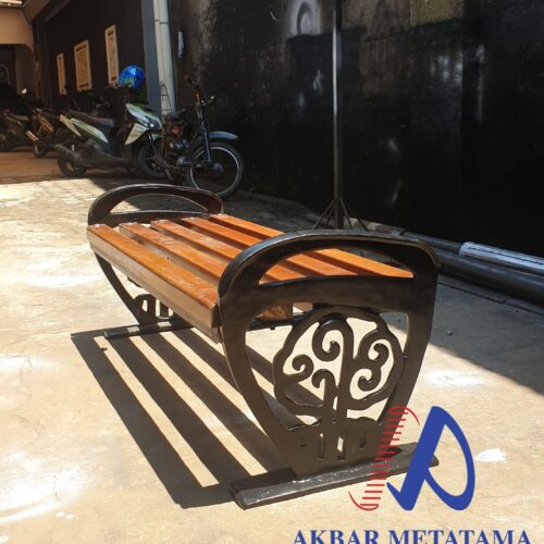 20201113_104901 kursi taman,kursi trotoar malioboro,kursi jalan jogja