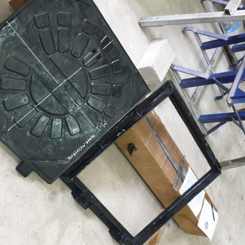 uji sample kekuatan manhole manhole cover antik