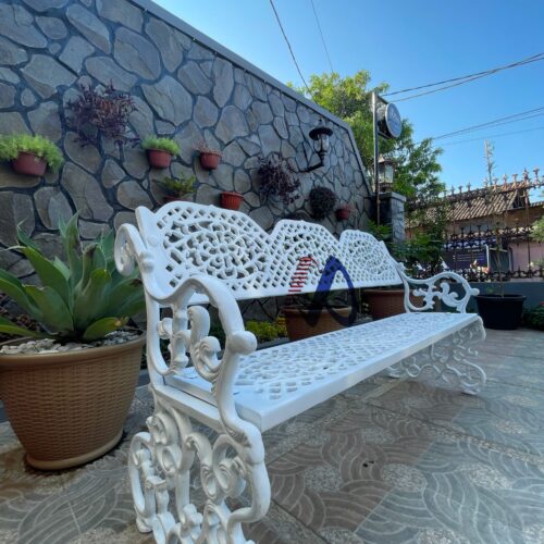 C7DEB687-74E6-4082-8205-36E25B619386 kursi taman besi