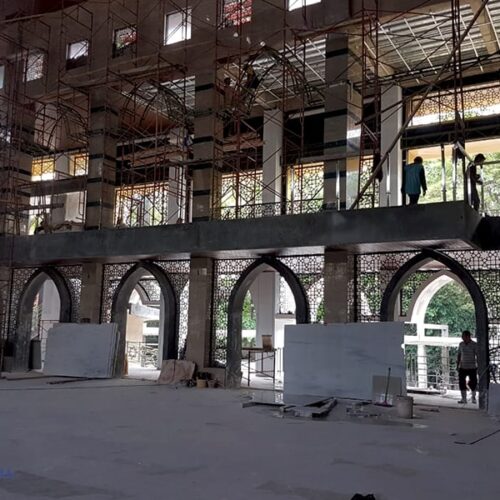 pemasangan teralis masjid