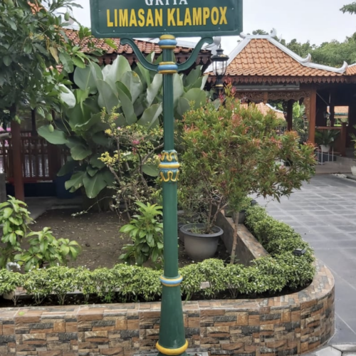 IMG_1968 pemasangan tiang